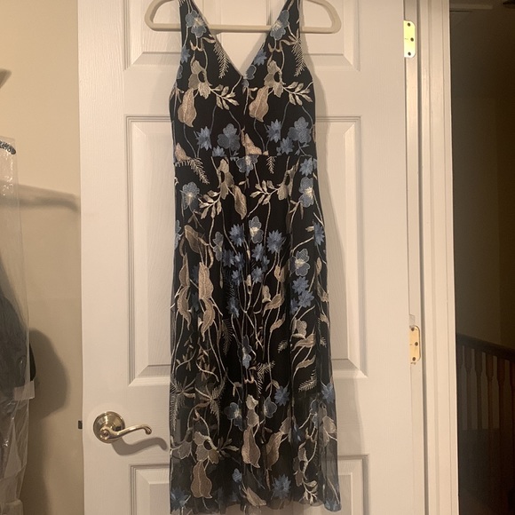 NWT Vince Camuto navy embroidered floral dress - Picture 5 of 10